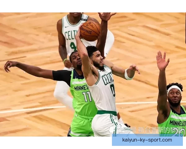 塔图姆三双比肩伯德 布朗攻防全面展现实力